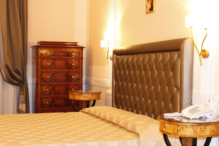 Habitación doble estándar Boutique Hotel Trevi Roma Habitación doble estándar Boutique Hotel Trevi Roma