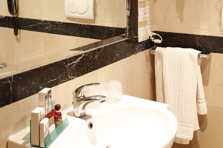Standard doppelzimmer zur einzelnutzung Boutique Hotel Trevi Rom Standard doppelzimmer zur einzelnutzung Boutique Hotel Trevi Rom